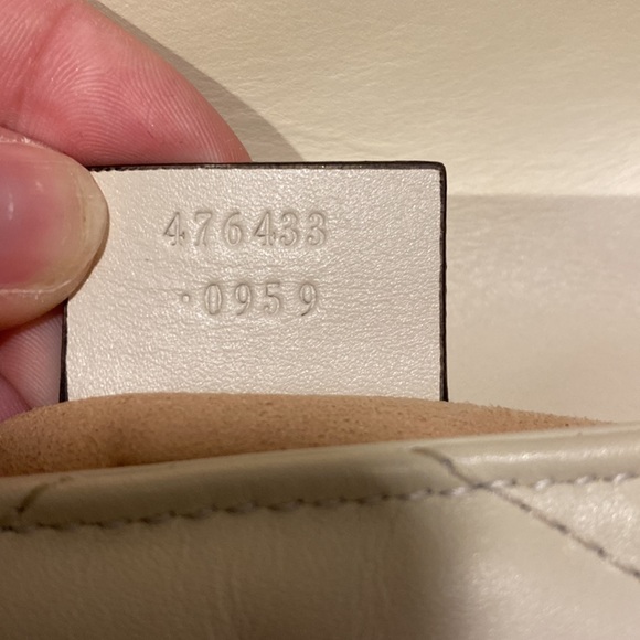 Gucci GG Marmont leather super mini bag - Picture 6 of 9